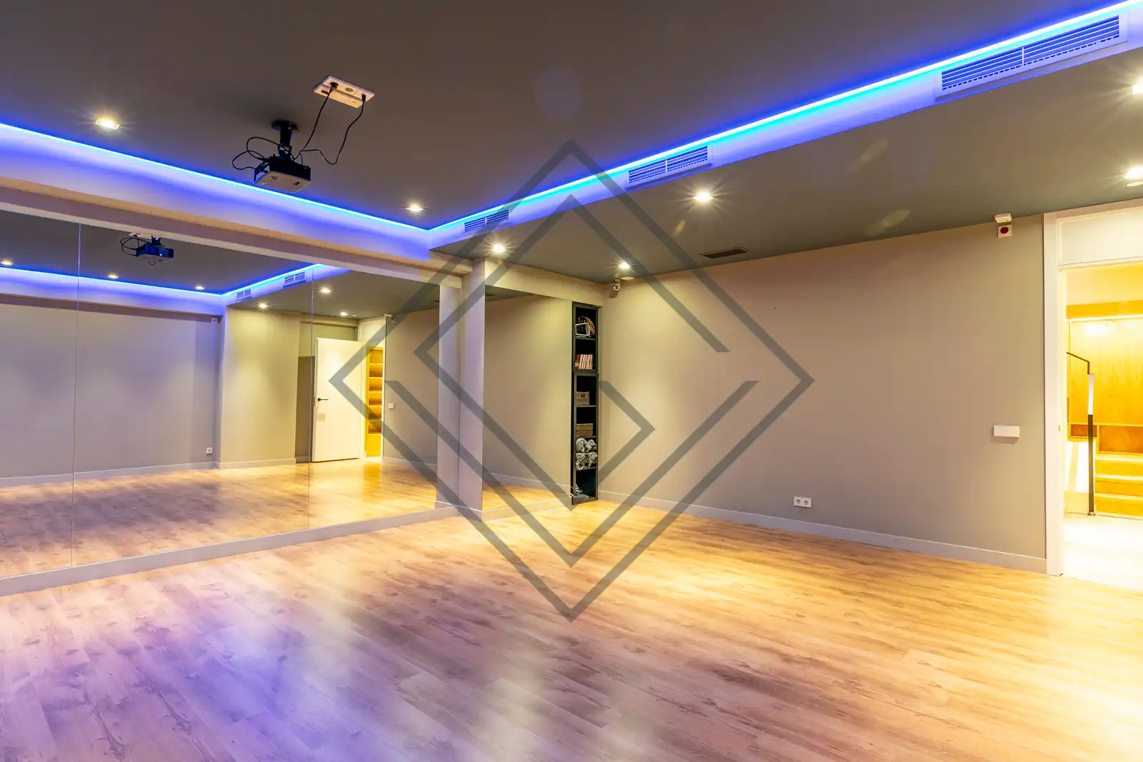 Office for sale in Madrid