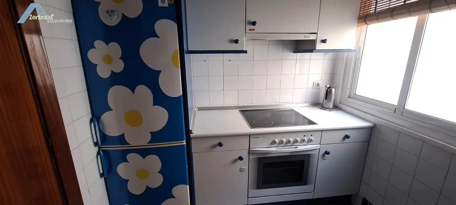 Kitchen of Flat for sale in Zaragoza  with Air Conditioner, Heating and Terrace