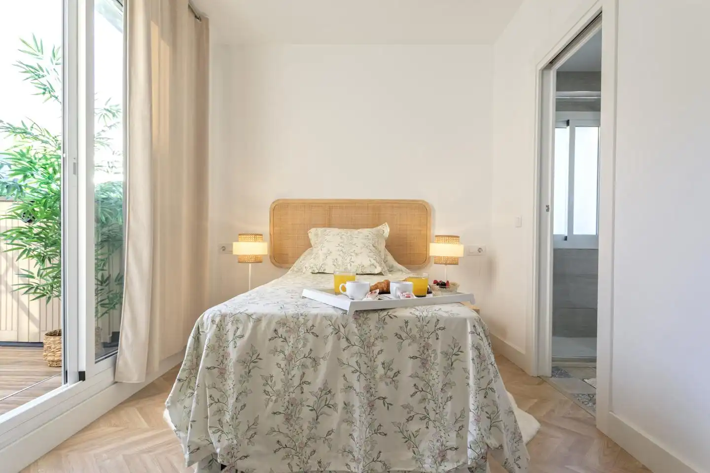 Bedroom of Apartments for sale in Benalmádena  with Air Conditioner, Terrace and Furnished