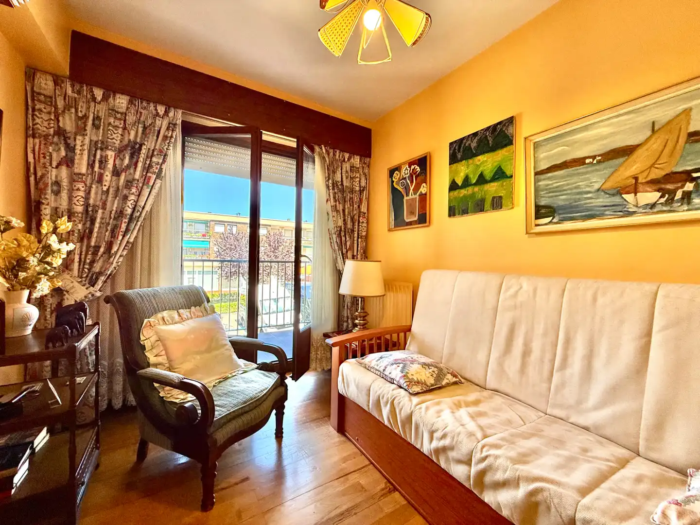 Wohnzimmer von Wohnung zum Verkauf in Hondarribia mit Heizung, Abstellraum und Balkon