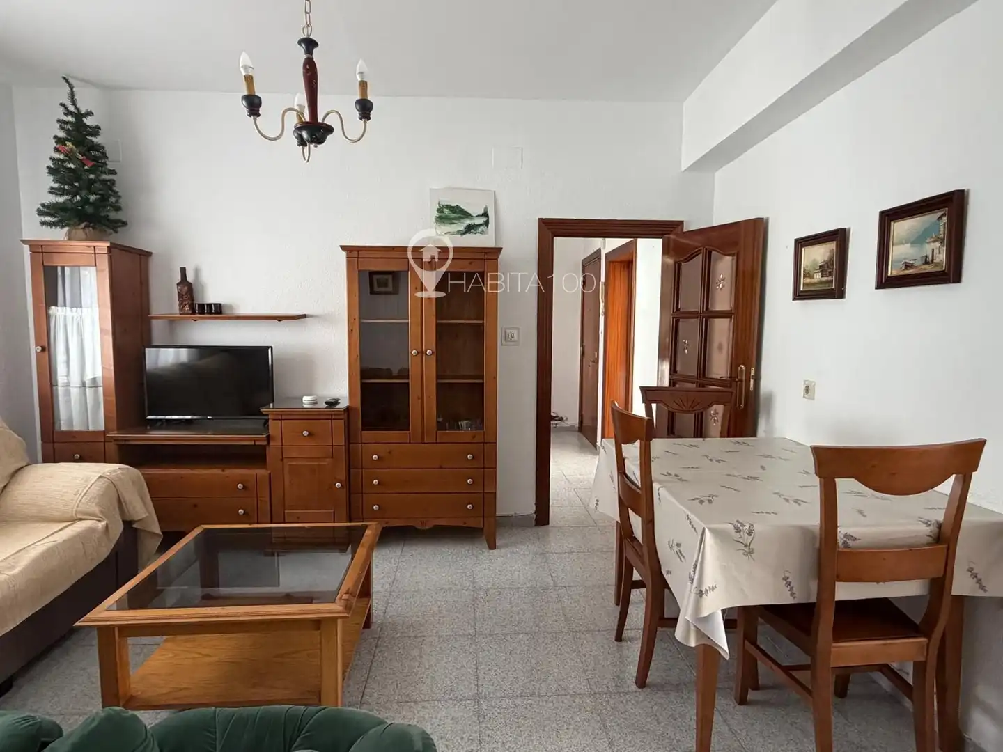 Sala d'estar de Pis de lloguer en Cuenca amb Calefacció i Moblat