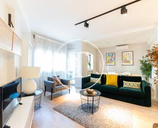 Living room of Flat to rent in  Madrid Capital  with Air Conditioner, Heating and Terrace