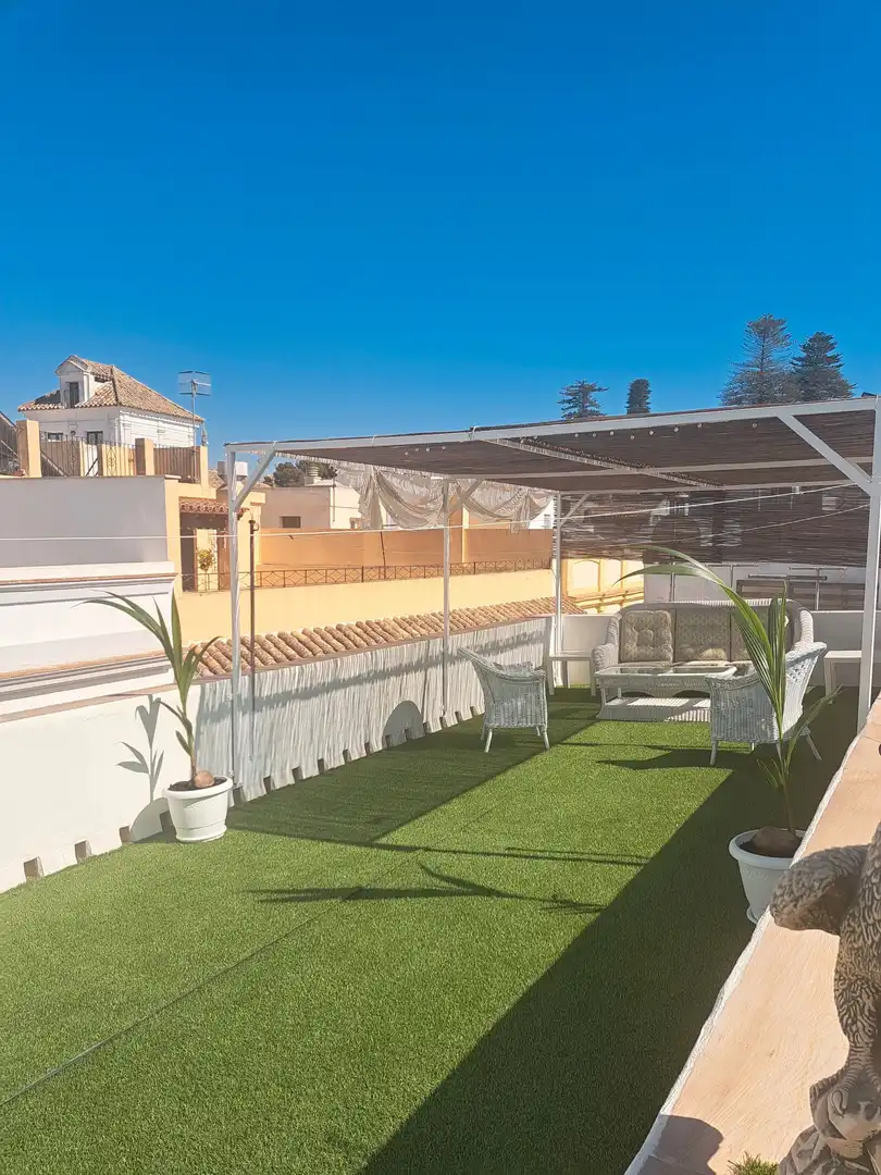 Casa amb terrassa de lloguer a Calle Carril San Diego 38