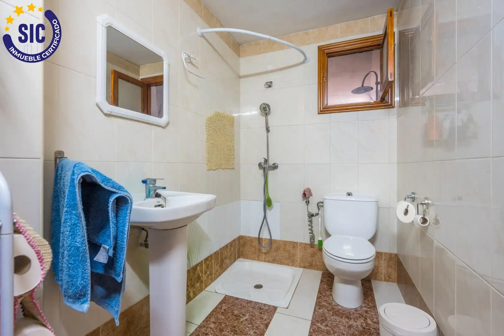 Bany de Planta baixa en venda en Alginet amb Aire condicionat