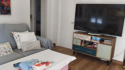 Foto 3 de Piso en venta en Calle Calle Virgen de Luján, Los Remedios, Sevilla Capital
