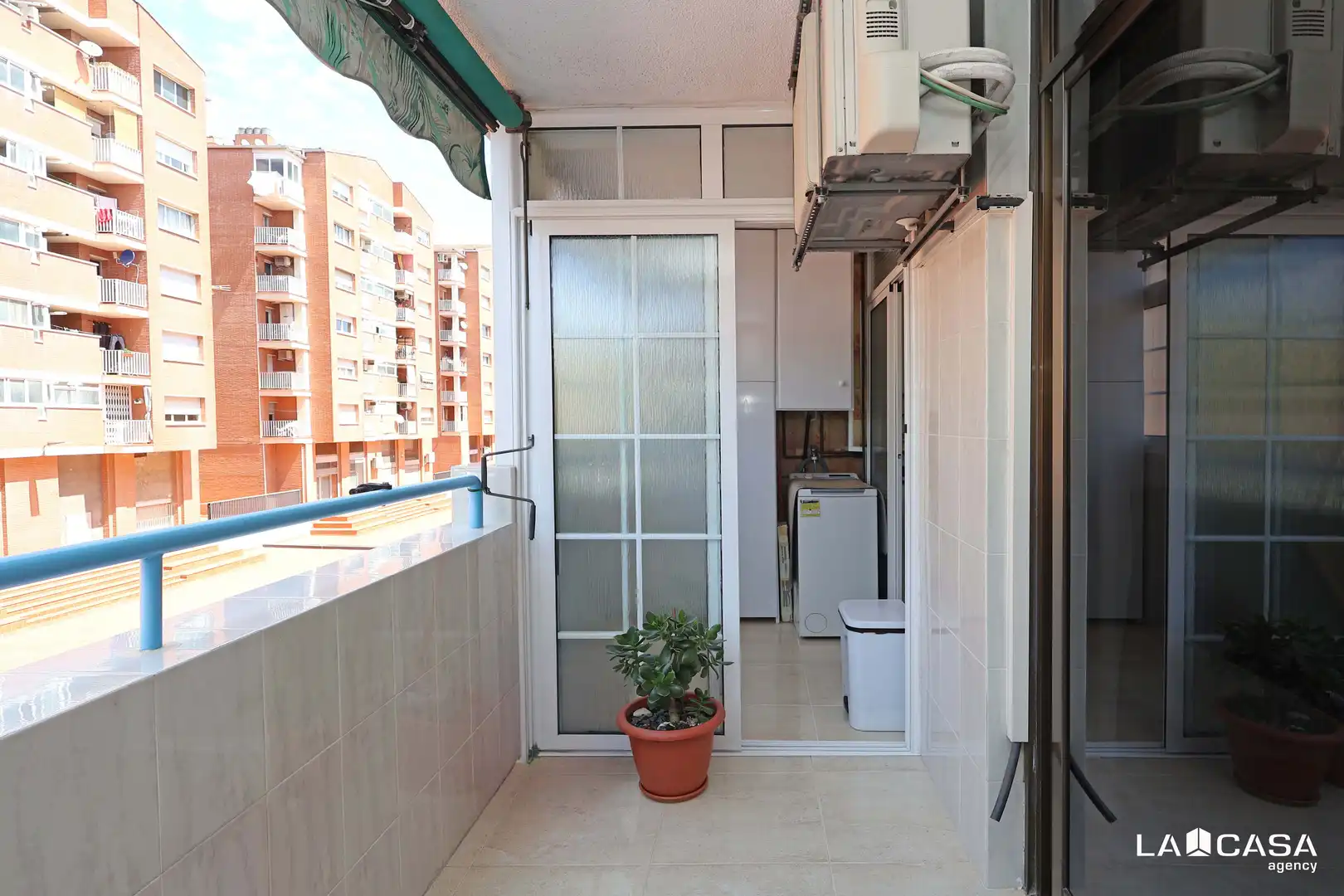 Terrassa de Pis en venda en Esplugues de Llobregat amb Balcó