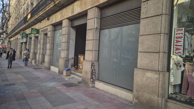 Local comercial en Venta en C/ Gran Vía en Barrio del Centro