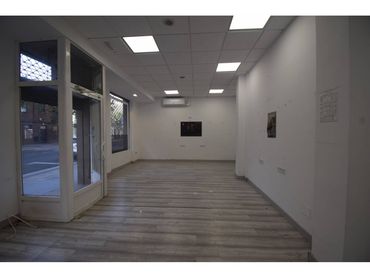 Local comercial en venda a Las Ventas