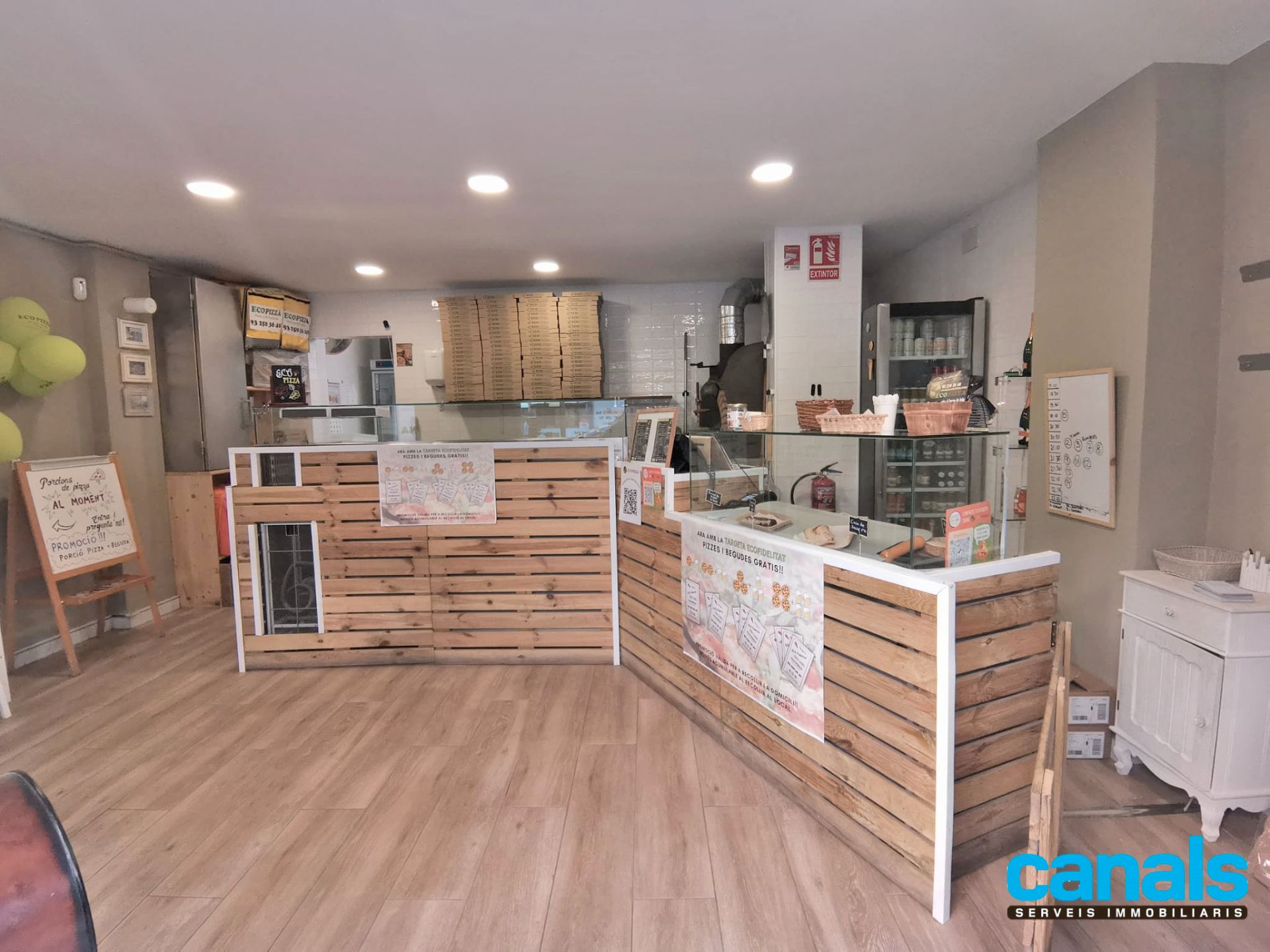Local en venta en Cerdanyola del Vallès con Parquet y Amueblado