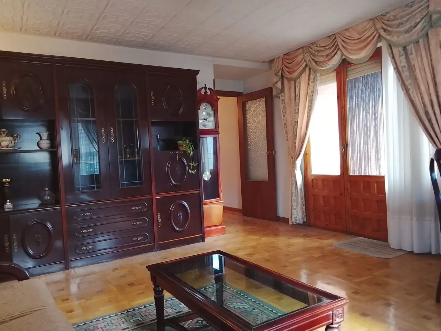 Wohnzimmer von Wohnung zum Verkauf in El Hoyo de Pinares  mit Heizung, Terrasse und Abstellraum