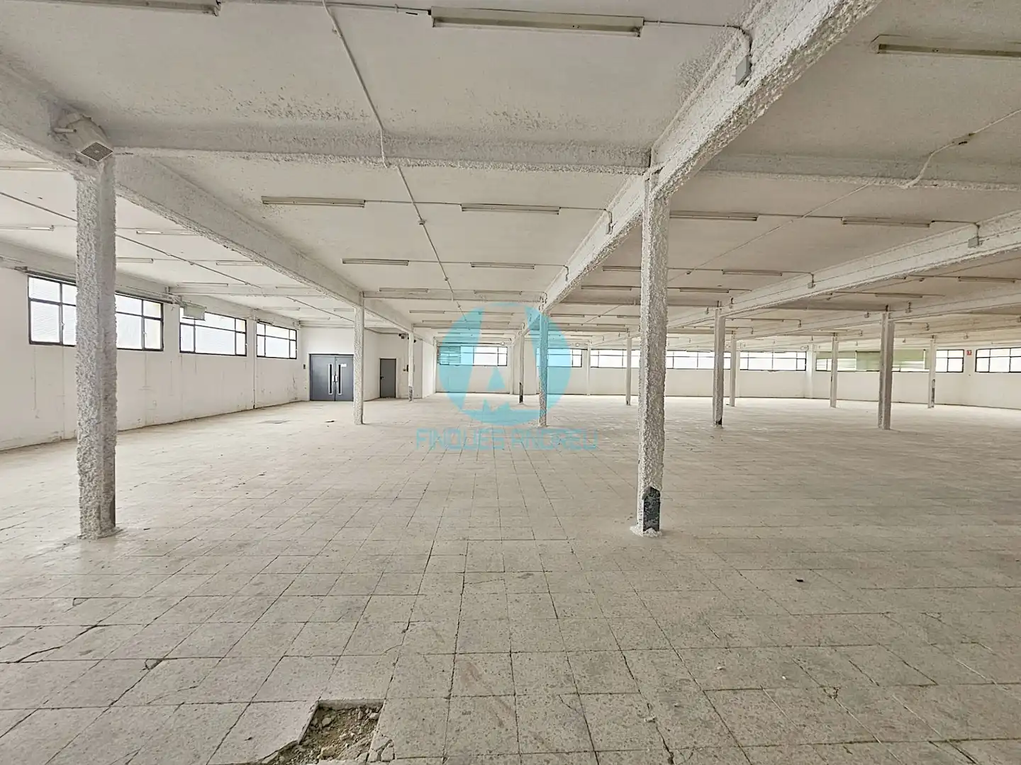 Nave industrial de alquiler en Mataró