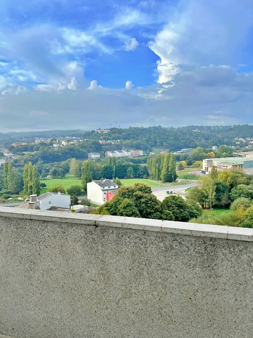 Vista exterior de Estudio en venta en Lugo con Calefacción, Parquet y Trastero