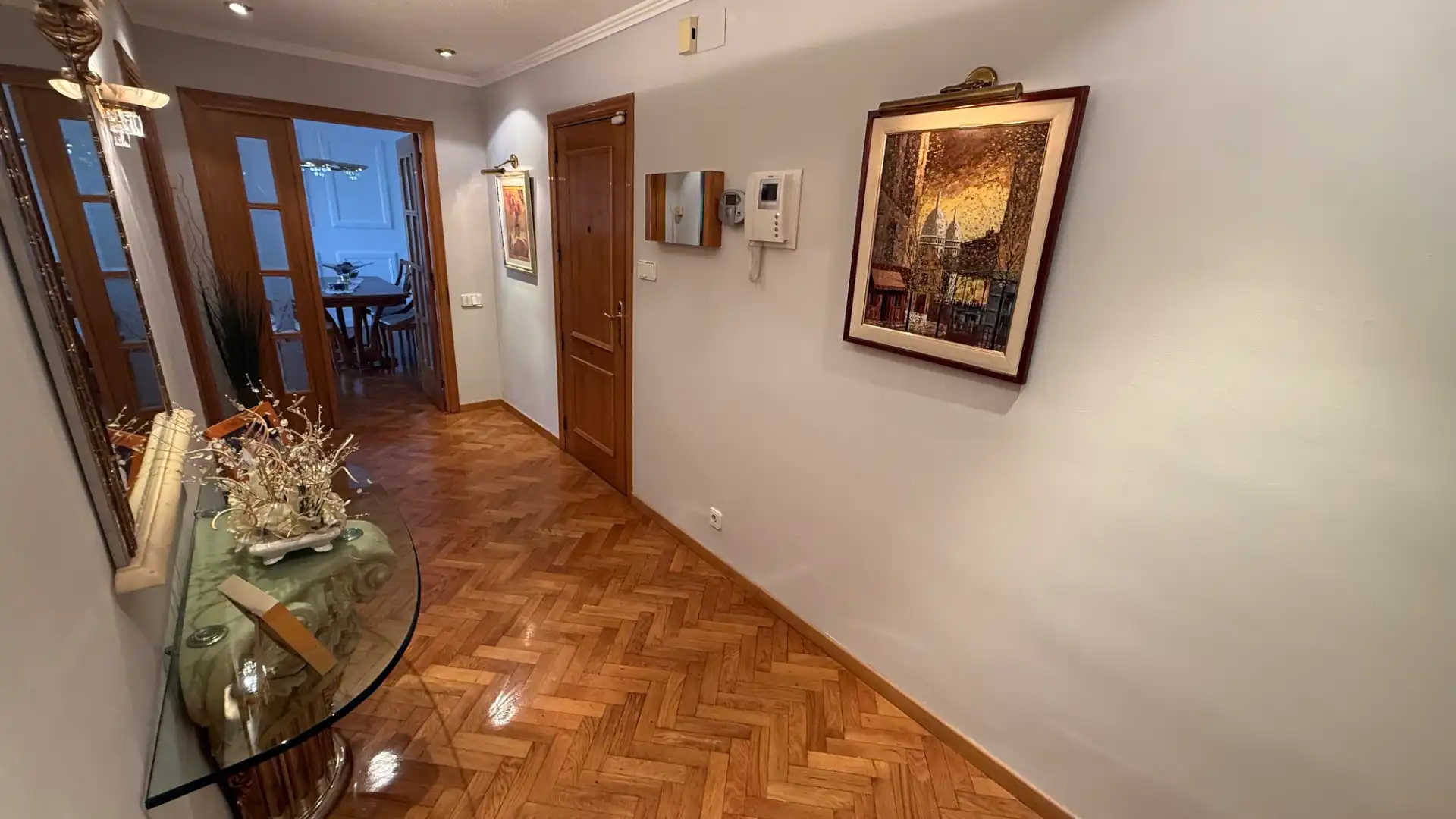 Flat for sale in Barcelona  with Air Conditioner, Heating and Parquet flooring