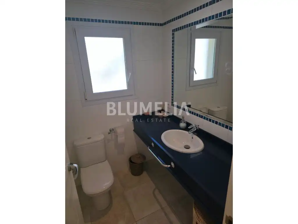 Bany de Casa o xalet en venda en Moraira amb Aire condicionat, Calefacció i Jardí privat