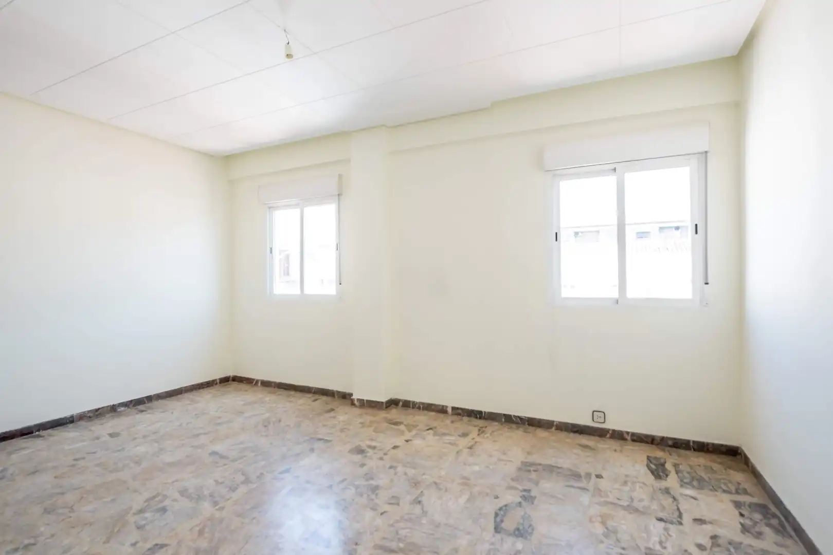 Habitación de Piso en venta en Zaragoza