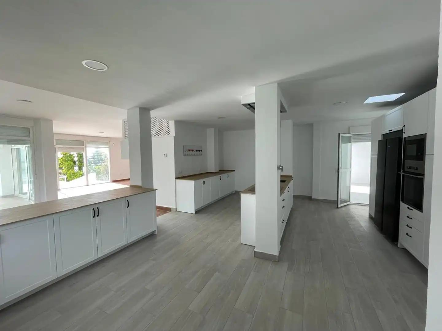 Cocina de Casa o chalet de alquiler en Sanlúcar de Barrameda con Aire acondicionado, Jardín privado y Terraza