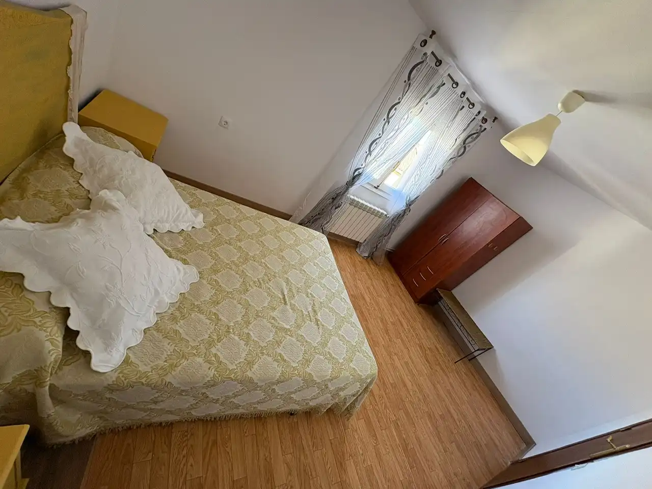 Habitación de Finca rústica en venta en San Esteban de Gormaz con Calefacción, Trastero y Amueblado