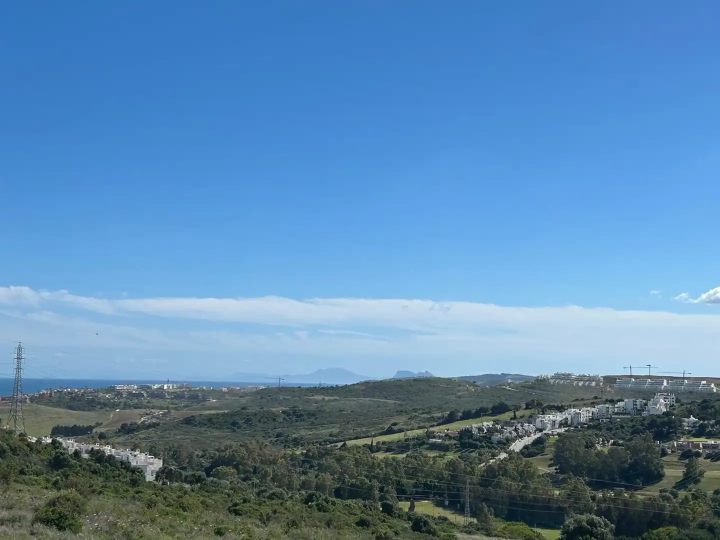 Vista exterior de Casa adosada en venda en Estepona amb Aire condicionat, Calefacció i Terrassa