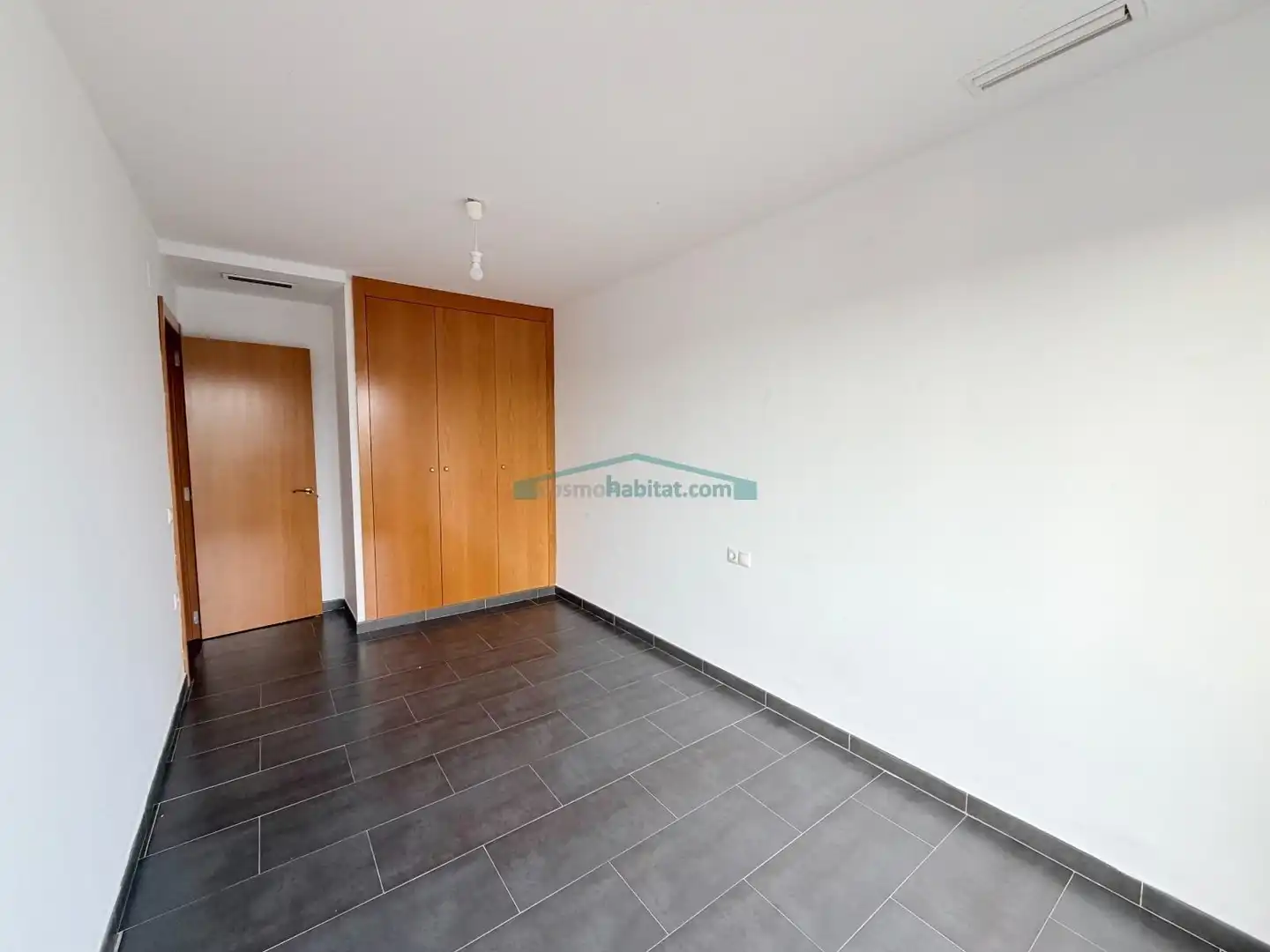 Habitación de Piso en venta en L'Eliana con Calefacción y Balcón