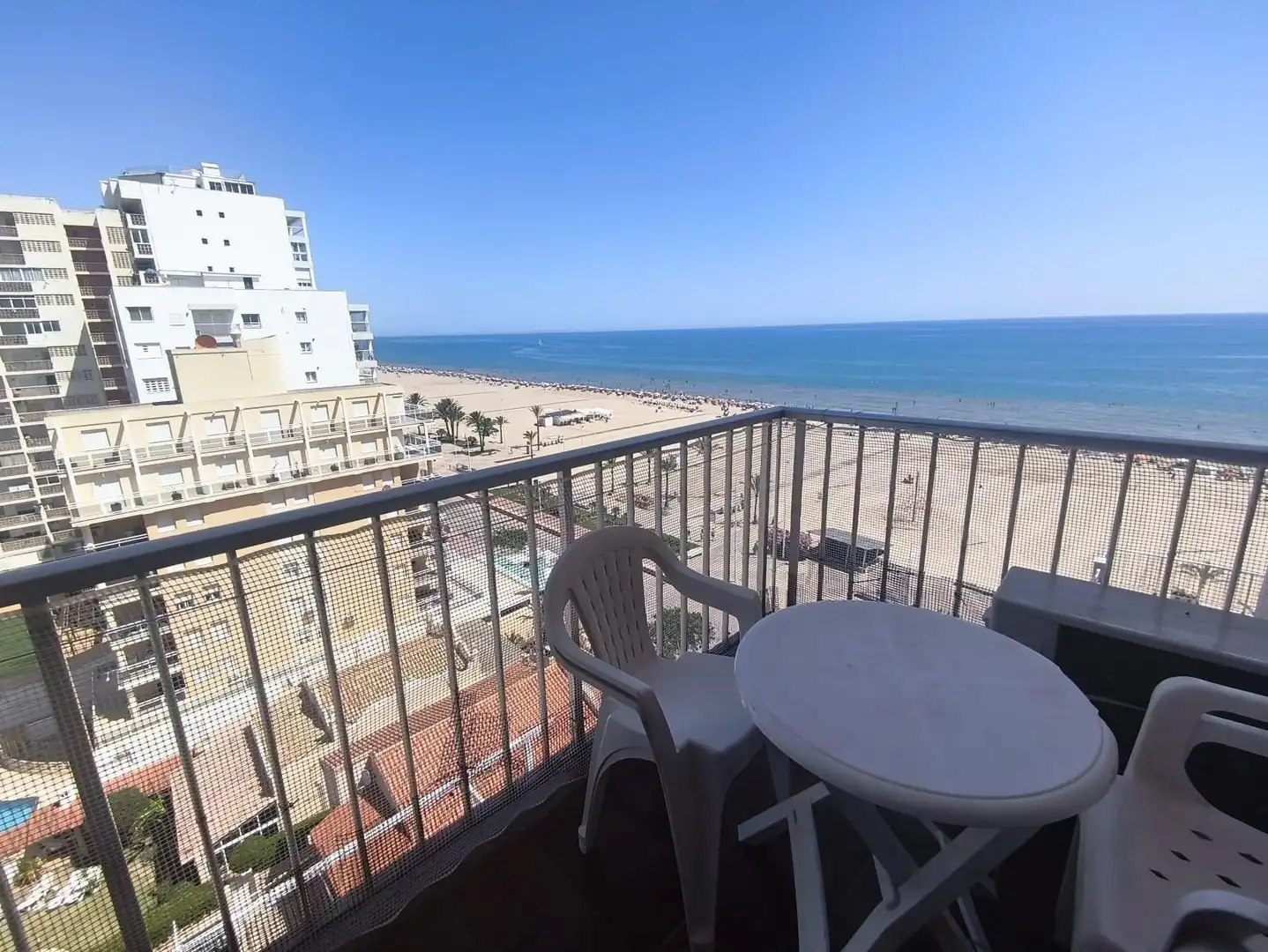 Mini appartamento con terrazza in affitto a Playa de Gandia
