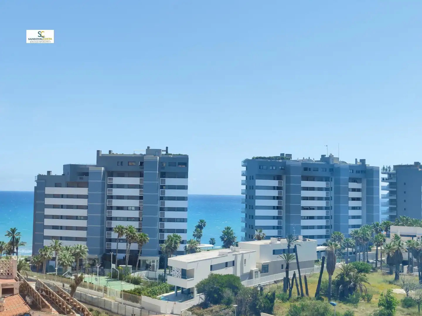 Außenansicht von Wohnung zum Verkauf in Alicante / Alacant mit Klimaanlage und Gemeinschaftspool