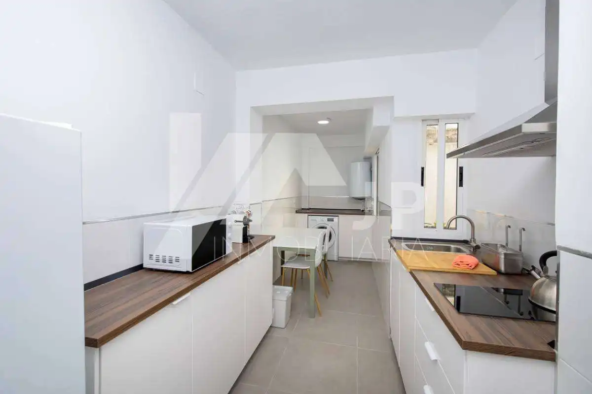 Cocina de Piso de alquiler en Granada con Aire acondicionado, Amueblado y Lavadora