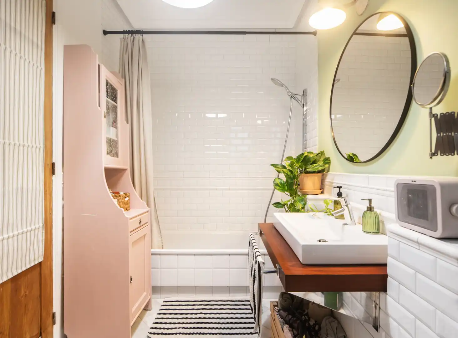 Baño de Piso en venta en A Coruña Capital  con Calefacción, Amueblado y Horno