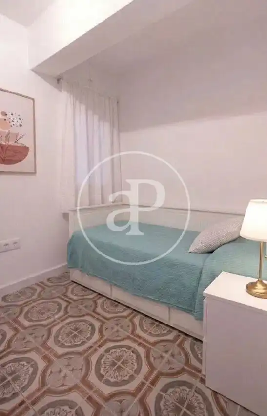 Schlafzimmer von Wohnung zur Miete in Valencia mit Klimaanlage, Heizung und Haustiere erlaubt