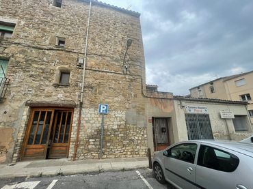Haus zum Verkauf in Raval de Santa Coloma 35