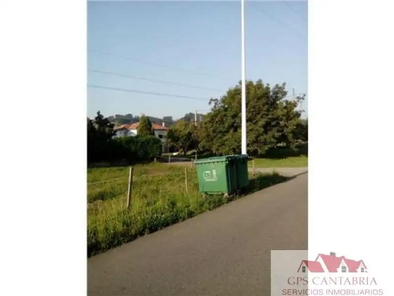 Lands and plots for sale in Reocín