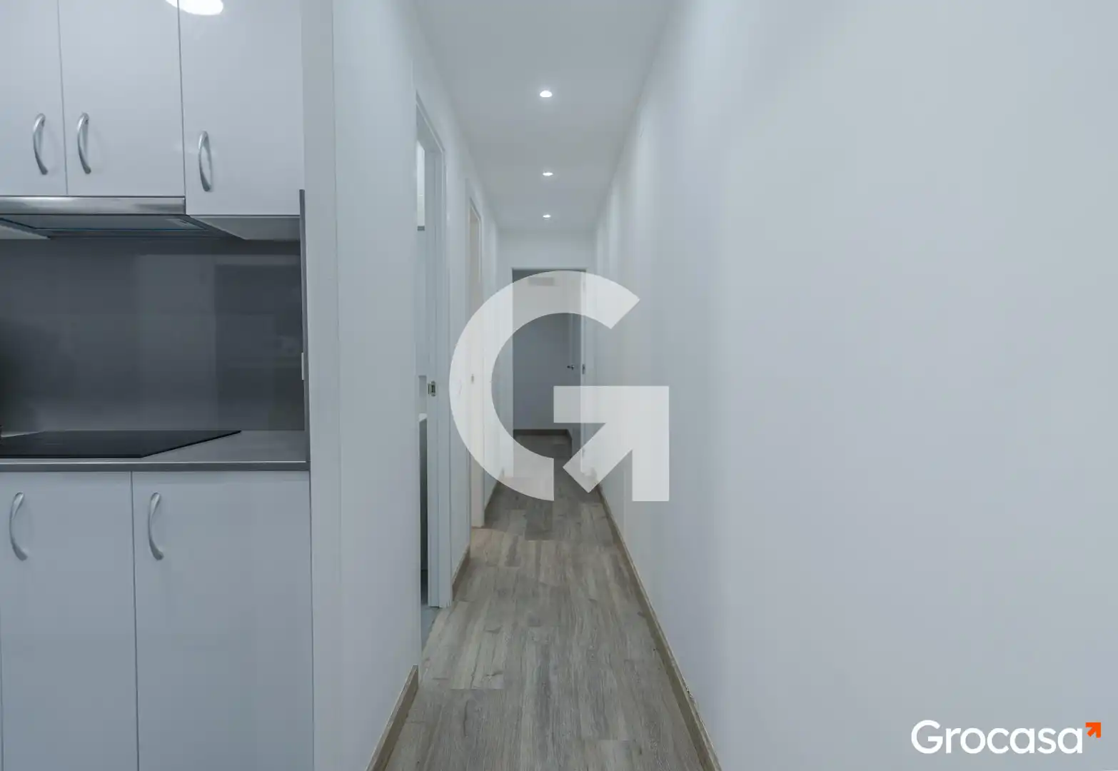 Piso en venta en Barcelona con Aire acondicionado, Calefacción y Horno