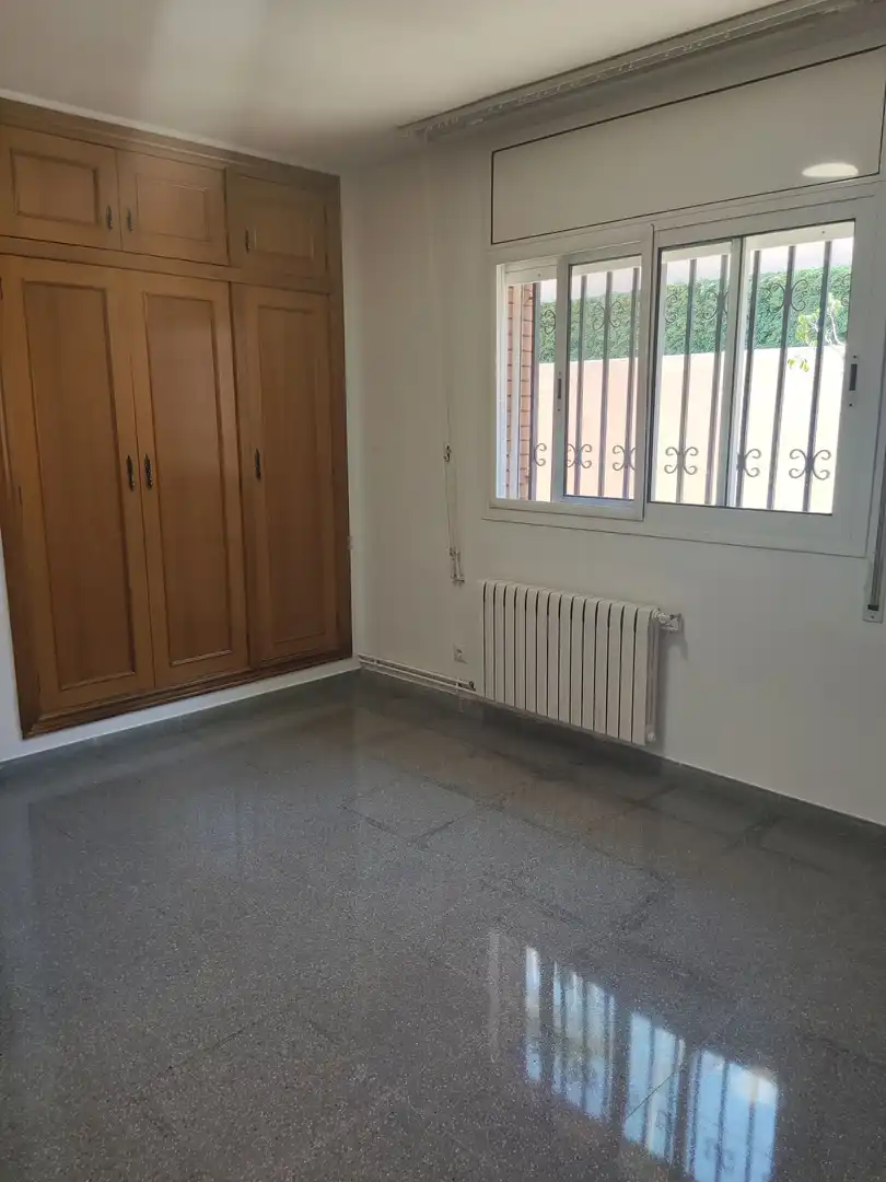 Habitación de Casa o chalet de alquiler en Viladecans con Aire acondicionado, Calefacción y Jardín privado