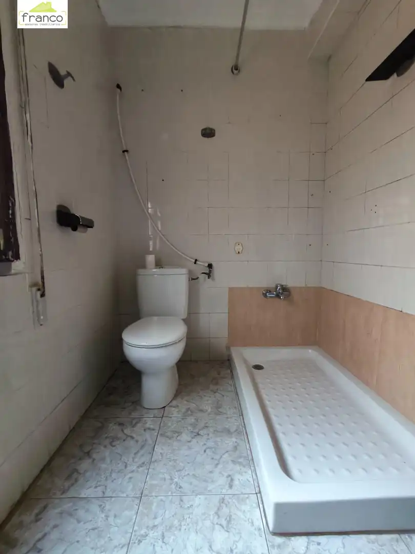 Bany de Pis en venda en San Pedro del Pinatar amb Moblat i Balcó