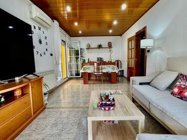 Wohnung mit Balkon zum Verkauf in Vilanova del Camí