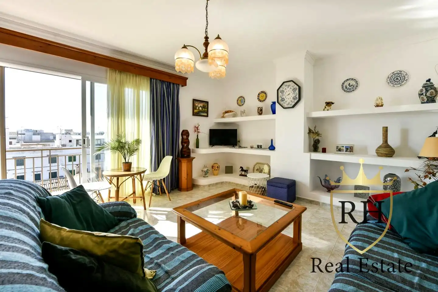 Wohnzimmer von Dachboden zum Verkauf in Felanitx mit Klimaanlage, Terrasse und Balkon