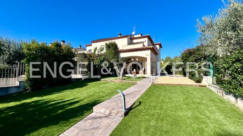 Foto 2 de Casa adosada en venta en Carrer Dels Masets, 6, Bonmont Terres Noves, Mont-roig del Camp