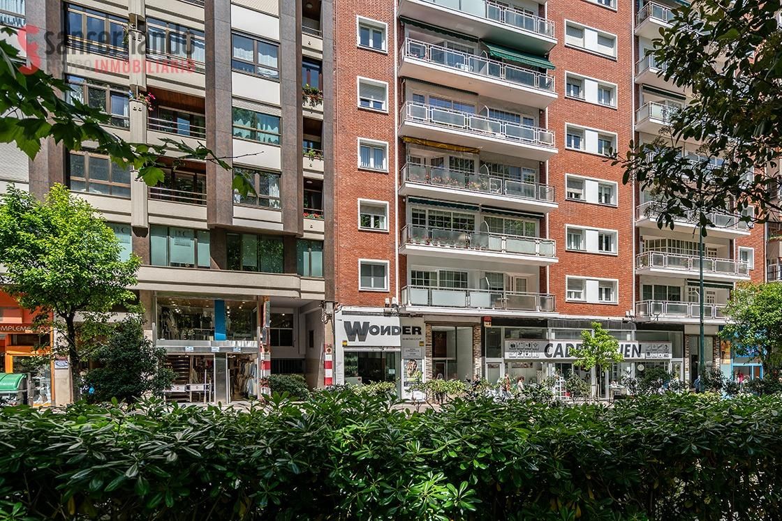 Vista exterior de Pis en venda en Santander amb Calefacció