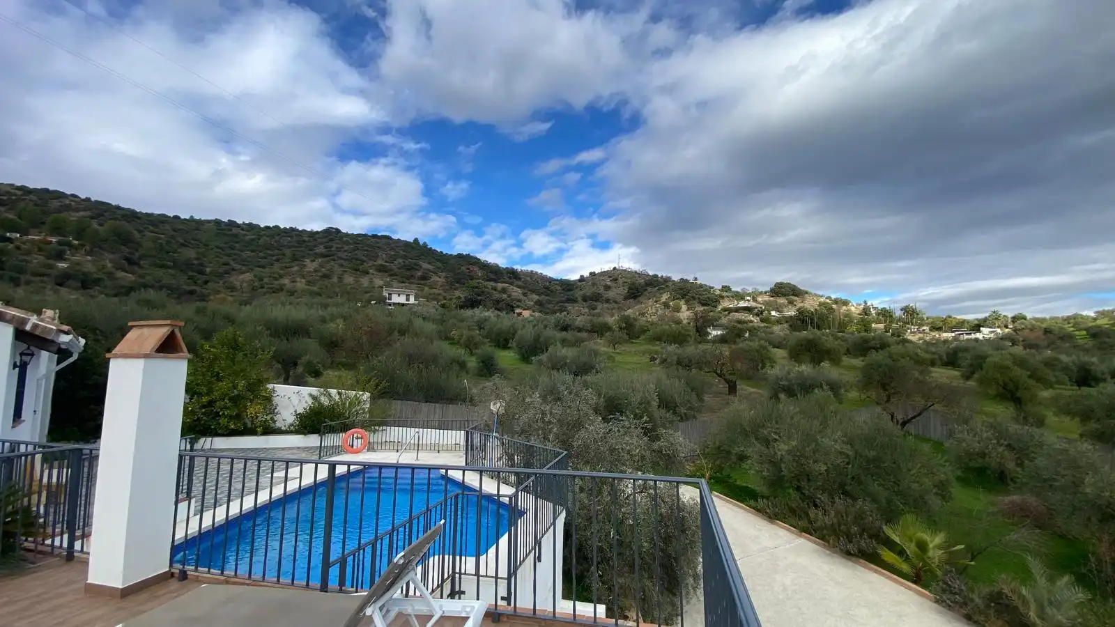 Exterior view of Houses for sale in Guaro  with Air Conditioner, Heating and Private garden