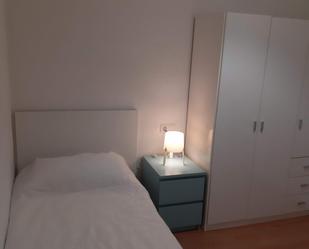 Bedroom of Apartment to share in  Murcia Capital  with Air Conditioner