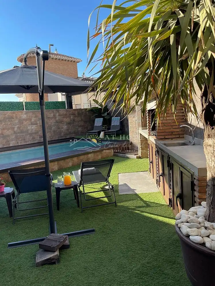 Casa con piscina en venta en Centro, imagen 3