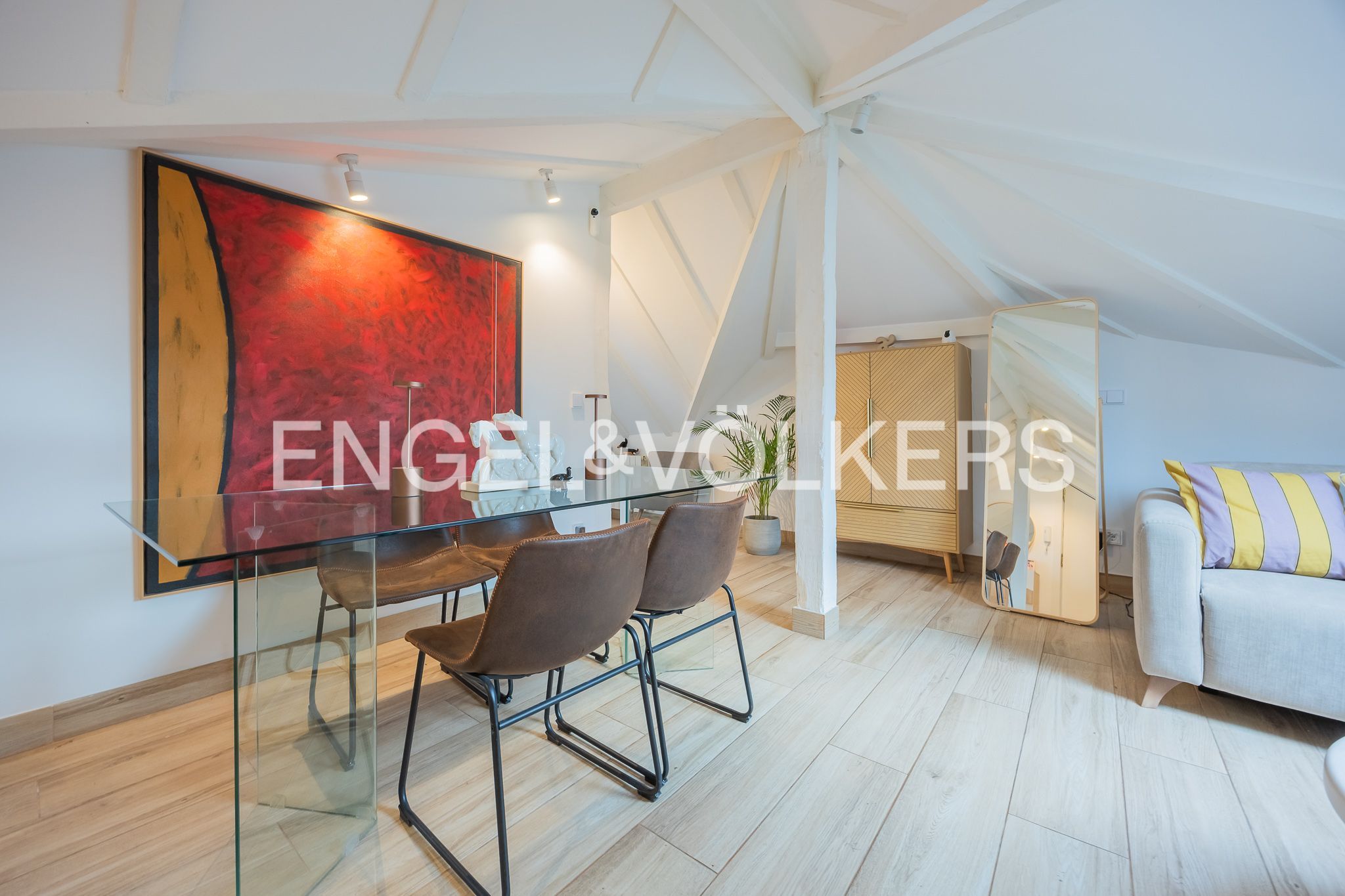 Menjador de Àtic en venda en Bilbao  amb Calefacció i Moblat