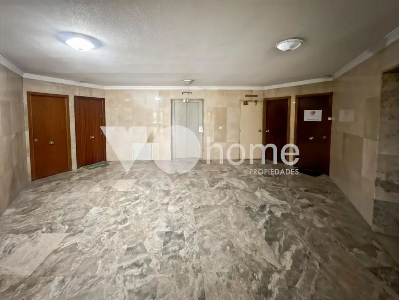 Piso en venta en Madrid con Calefacción, Parquet y Terraza