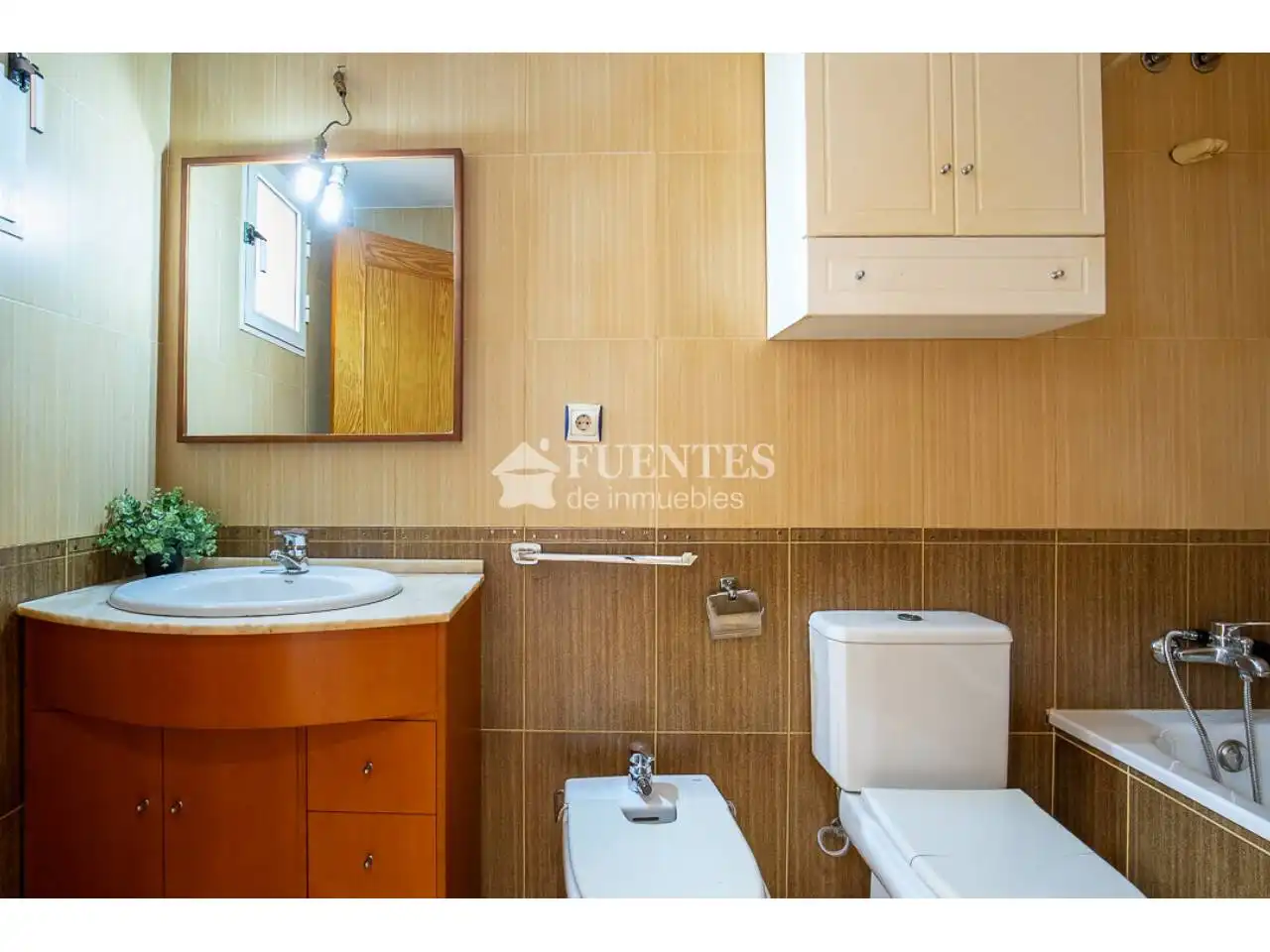 Bathroom of Flat for sale in Alicante / Alacant  with Air Conditioner