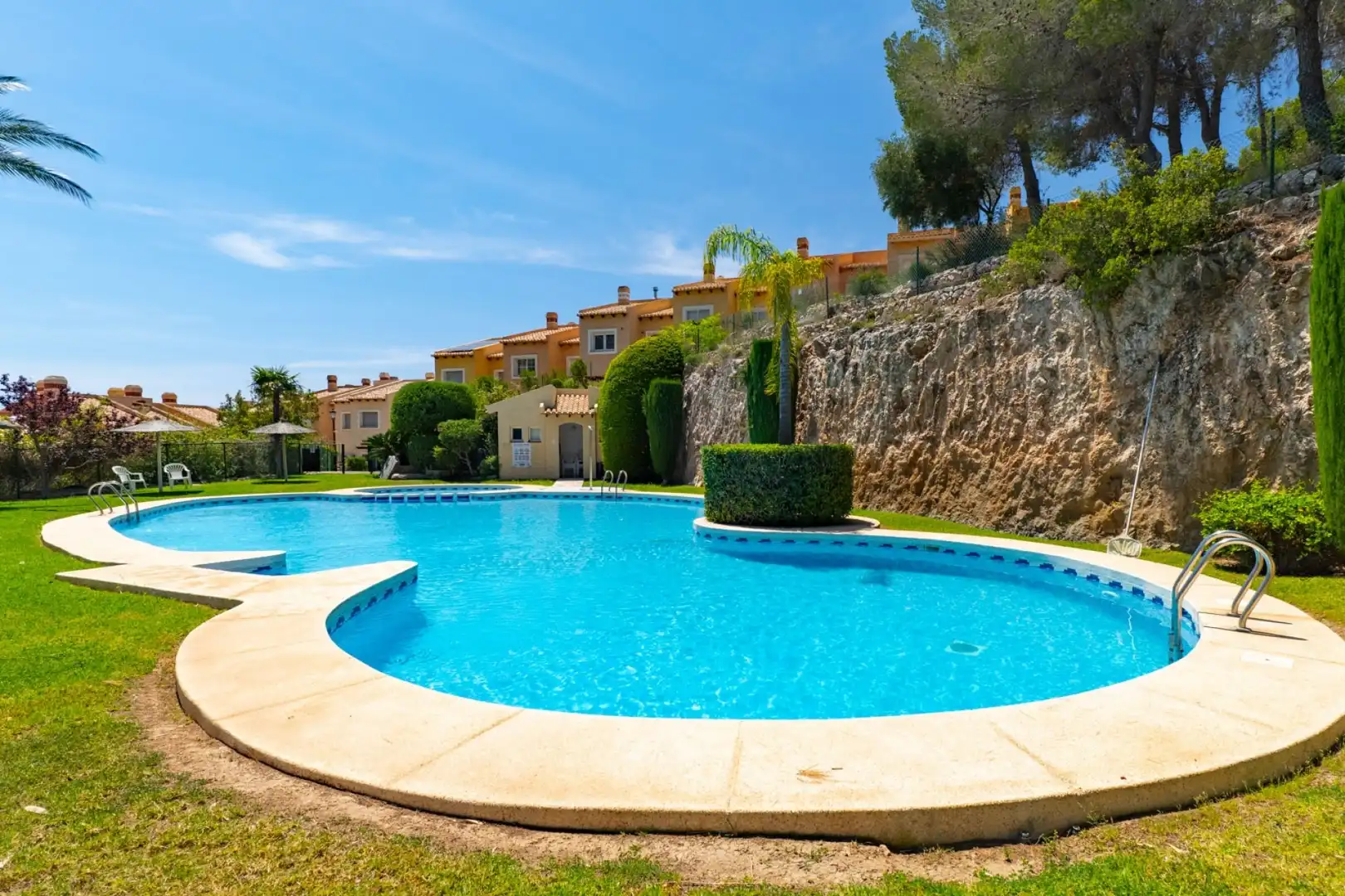 Piscina de Piso en venta en Altea con Aire acondicionado, Calefacción y Terraza