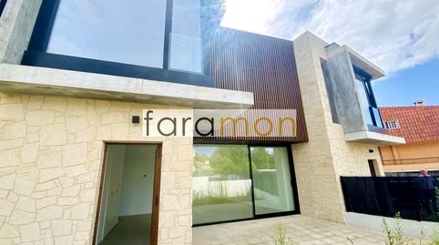 Foto 3 de Casa adosada en venta en Camiño Do Piñeiro, San Pedro da Ramallosa, Nigrán