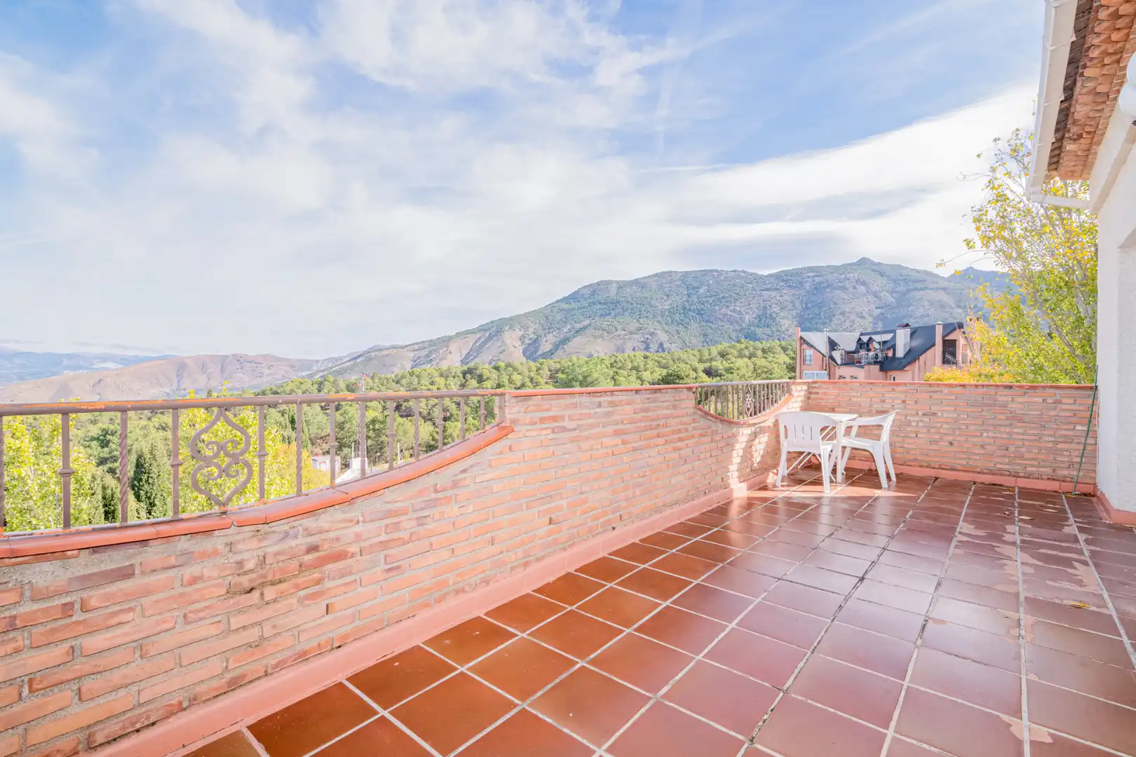 Terraza de Casa o chalet en venta en La Zubia con Aire acondicionado, Calefacción y Jardín privado