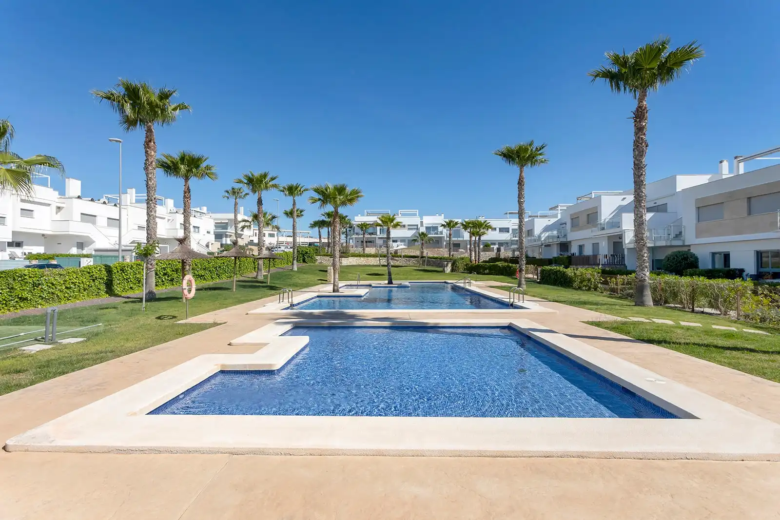 Piscina de Planta baixa en venda en Jacarilla amb Aire condicionat, Terrassa i Piscina
