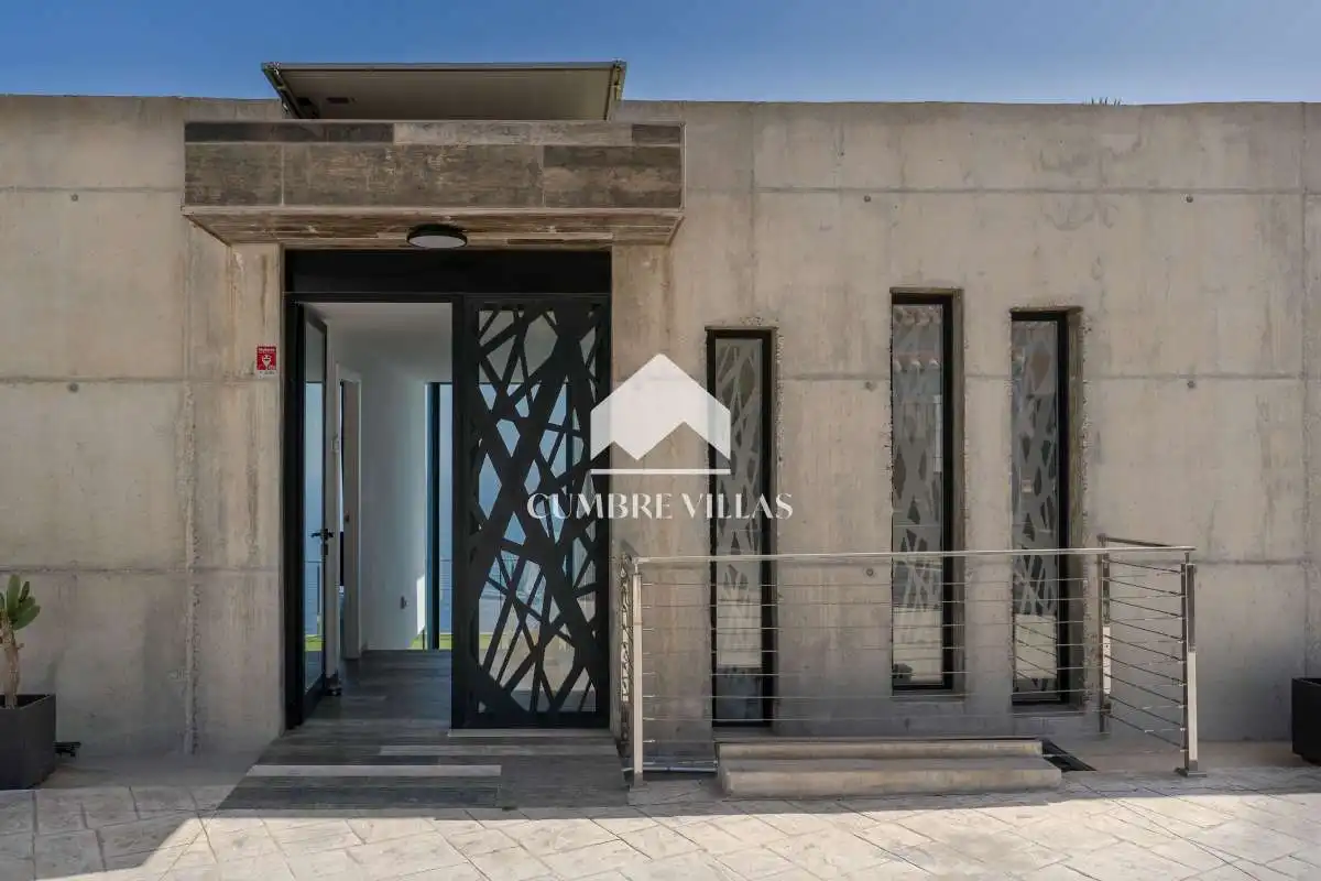 Exterior view of Houses for sale in Salobreña  with Private garden, Terrace and Storage room