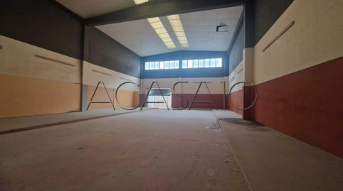 Foto 2 von Fabrikhallen zum Verkauf in Ontígola, Toledo