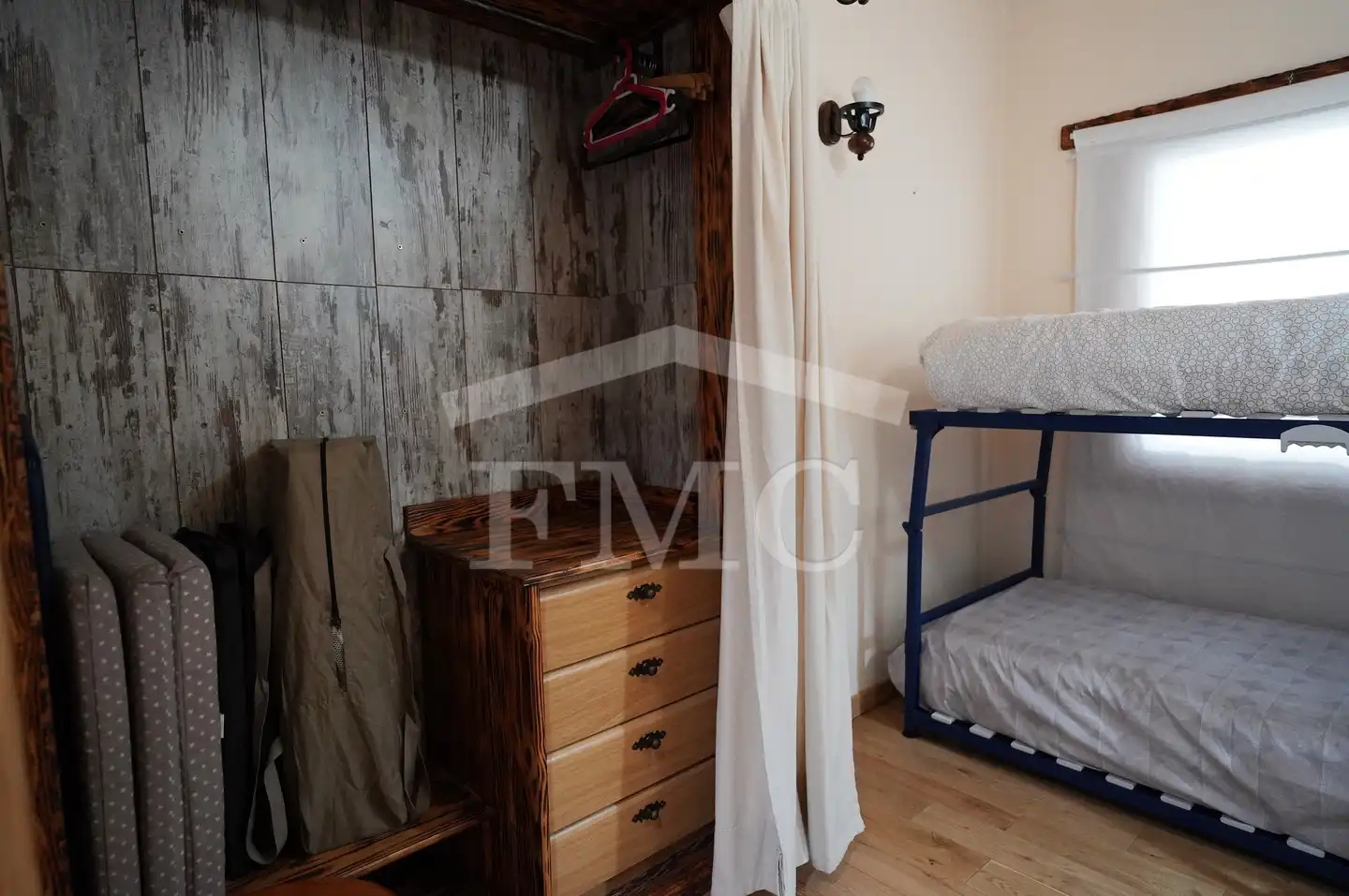 Habitación de Piso en venta en Alp con Calefacción, Parquet y Terraza